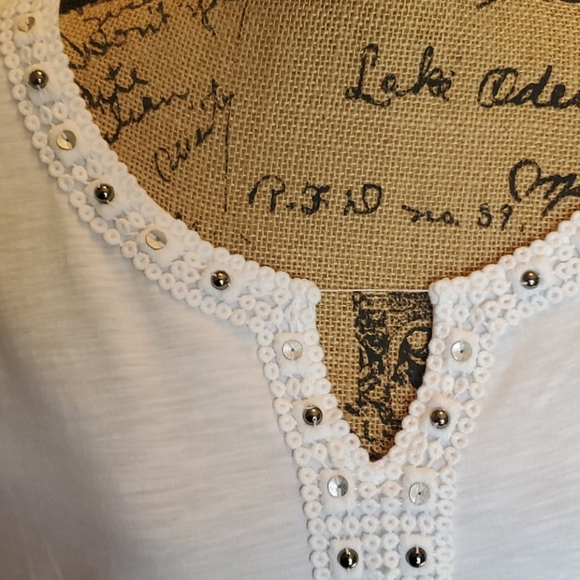 Lane Bryant size 14/16 white embellished shirt - Picture 5 of 8